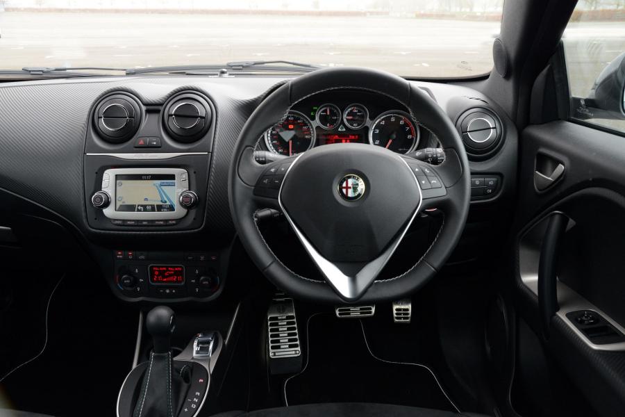 Торпедо Alfa Romeo MiTo Quadrifoglio Verde (955) 2014 года  (UK) (фото 5 из 8)